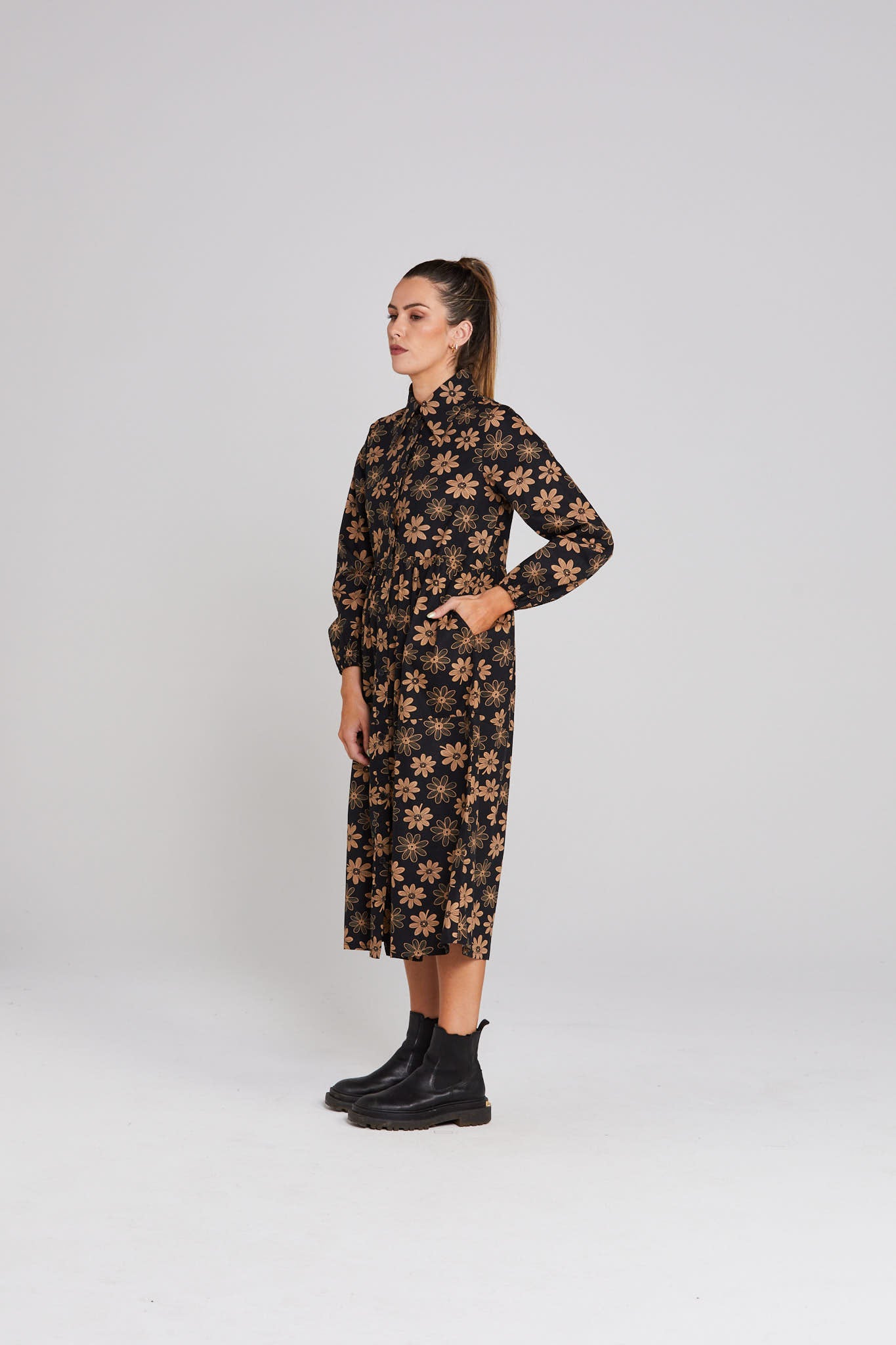 Aleah Dress - Winter Petal