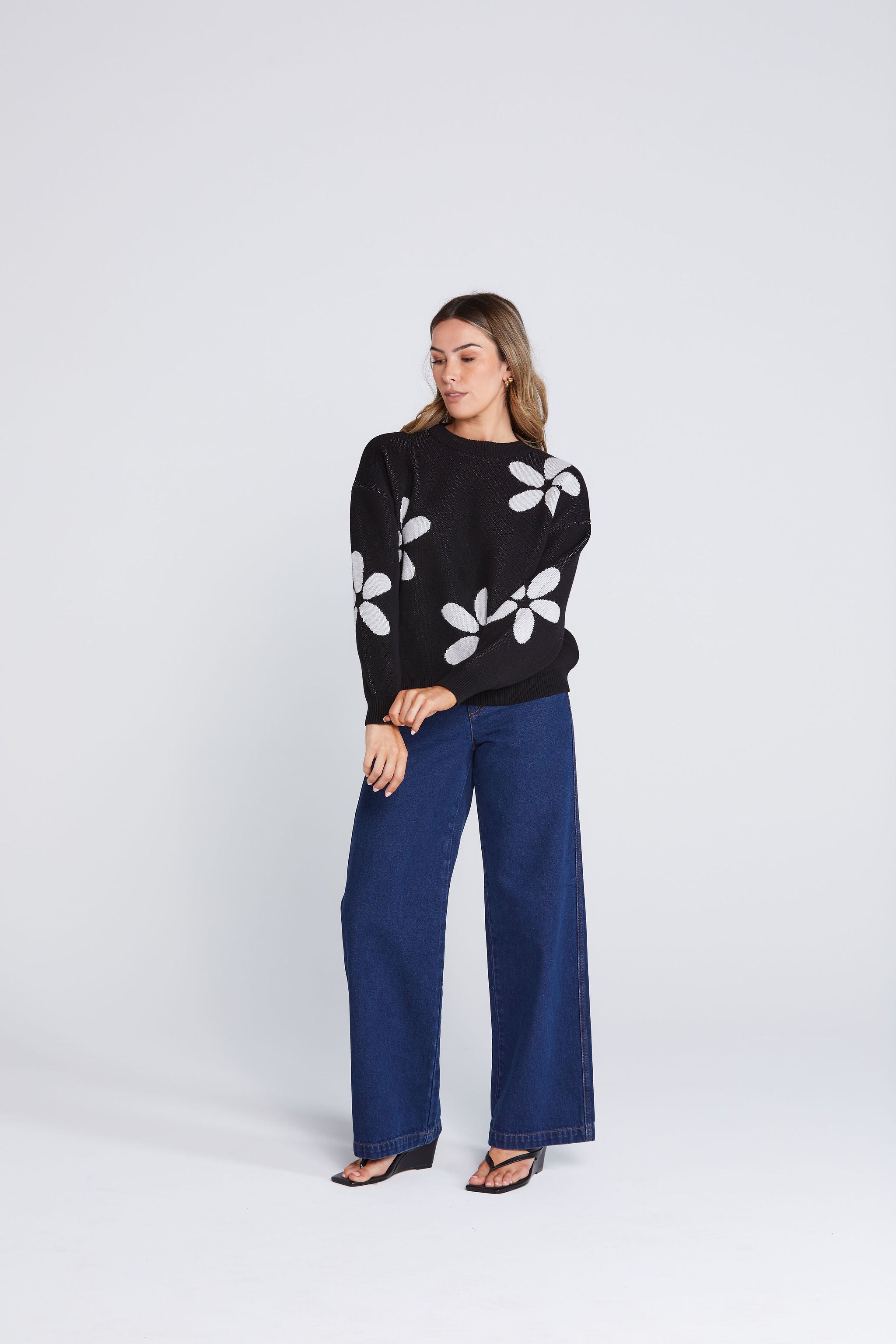Petal Jumper - Mono