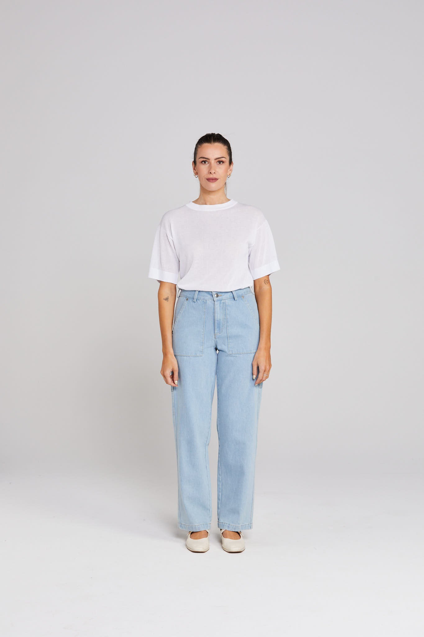 Helpful Jean - Stone Wash Denim