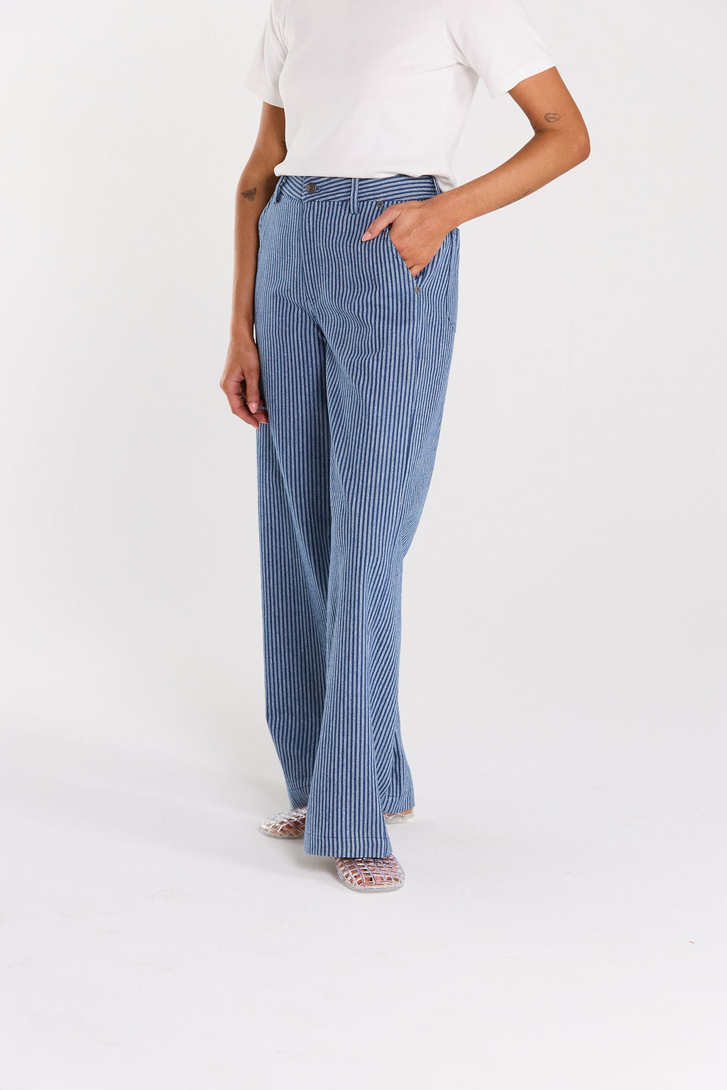 Unwind Jean - Skyline Denim